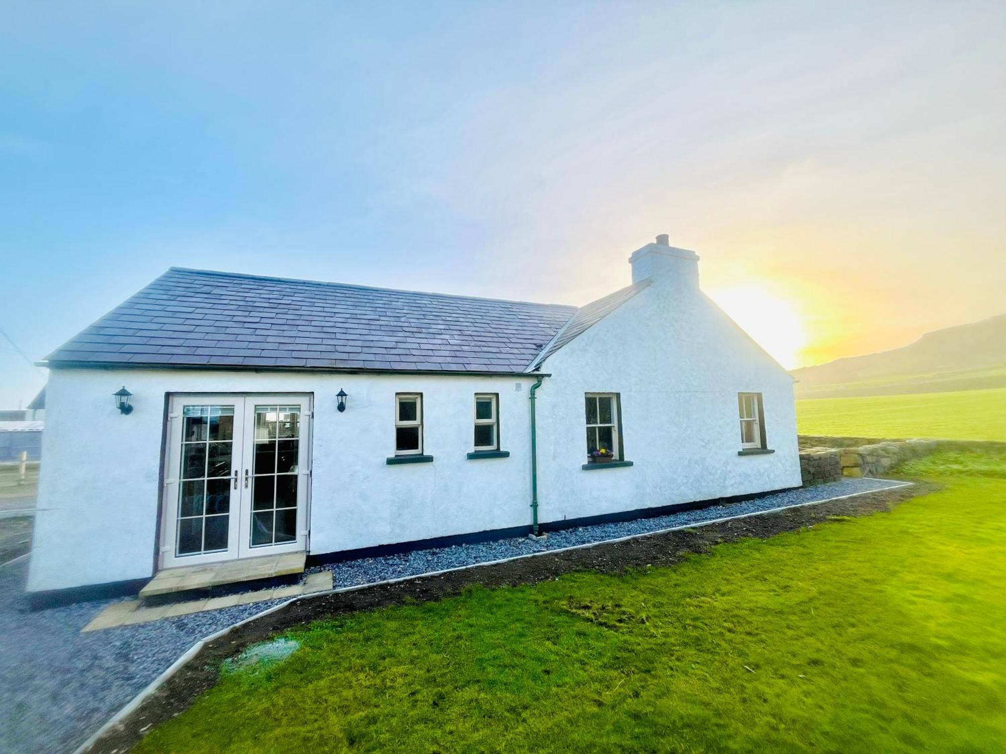 Dunnaglea Cottage, Ballintoy Buitenkant foto
