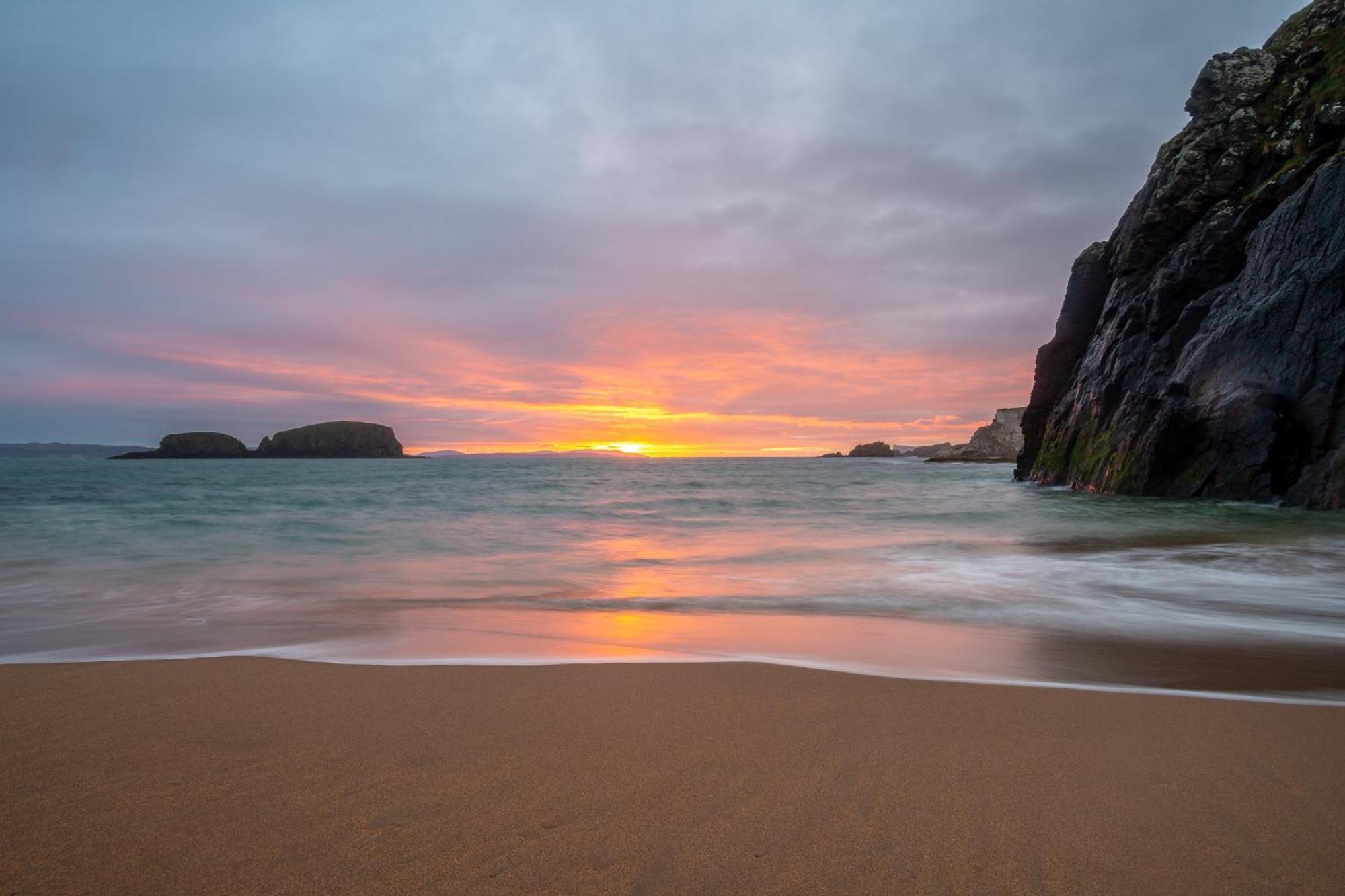 Dunnaglea Cottage, Ballintoy Buitenkant foto