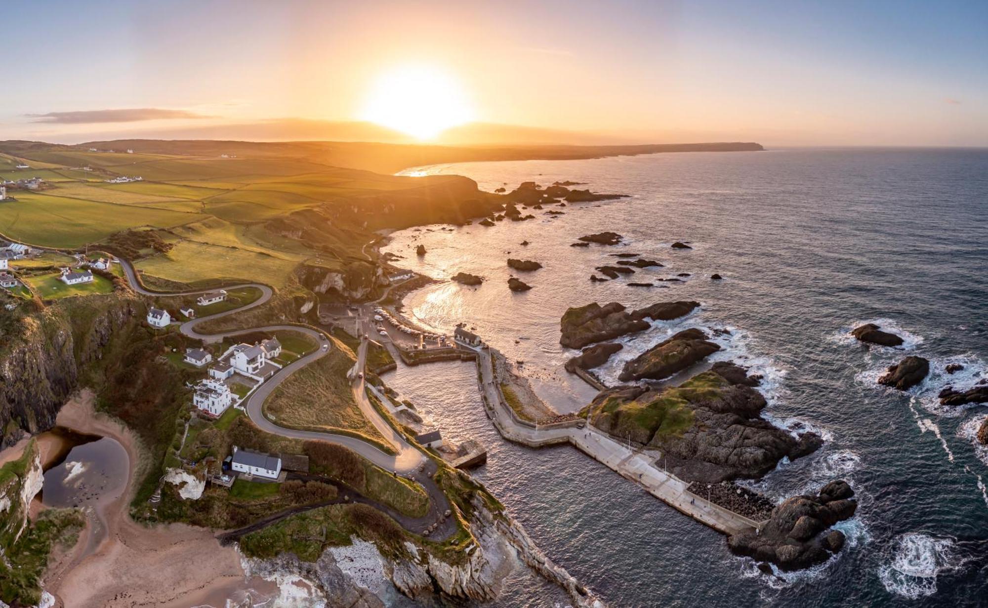 Dunnaglea Cottage, Ballintoy Buitenkant foto